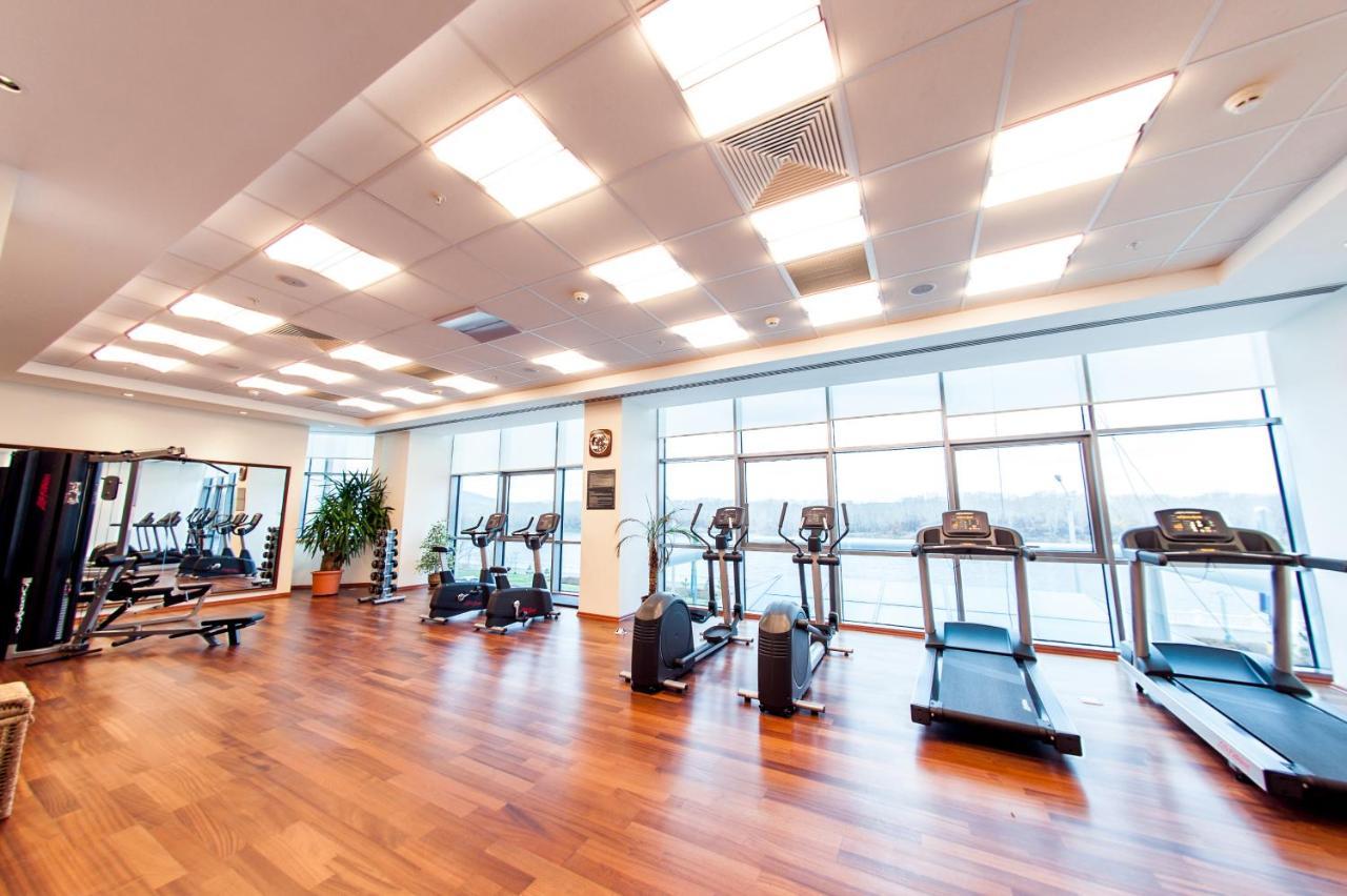 Dedeman Oskemen Tavros Hotel Ust-Kamenogorsk Exterior photo The gym at the hotel