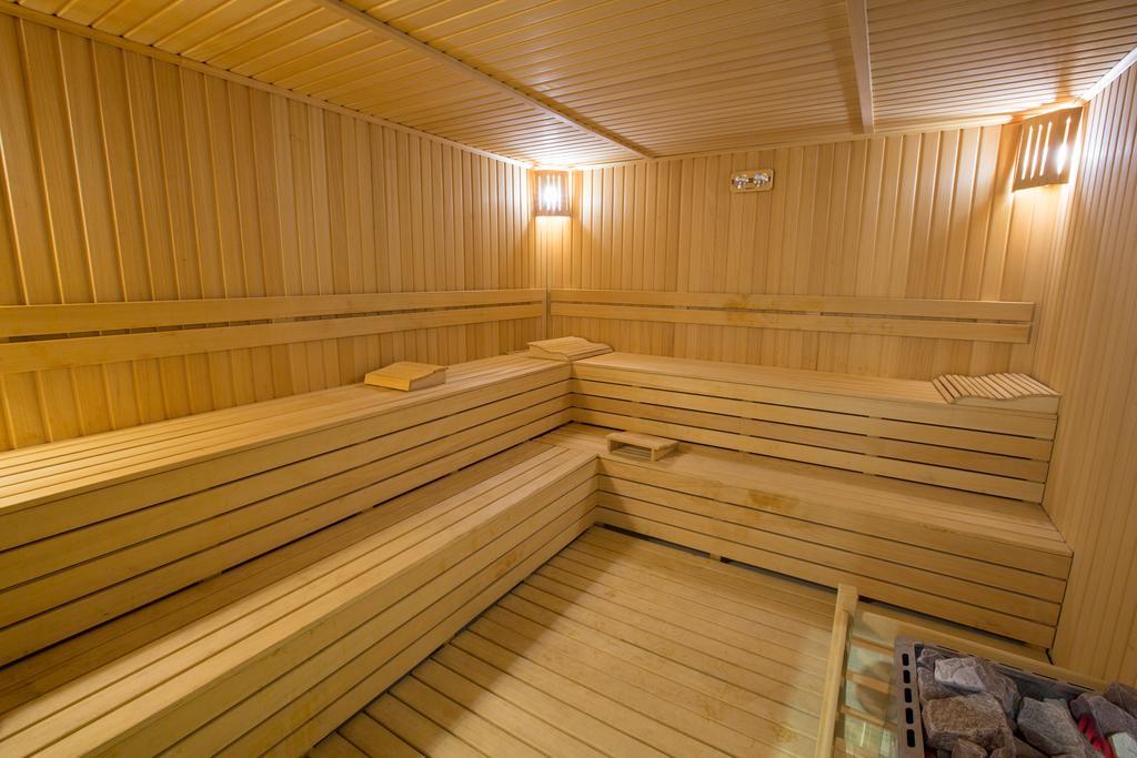 Dedeman Oskemen Tavros Hotel Ust-Kamenogorsk Exterior photo A modern Finnish sauna